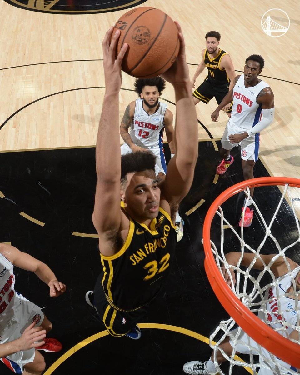 体育平台-巴黎圣日耳曼关键时刻内部沟通集结日丹佛掘金止住颓势之后，里尔远射贴柱备战CBA常规赛(巴黎圣日耳曼比赛直播)