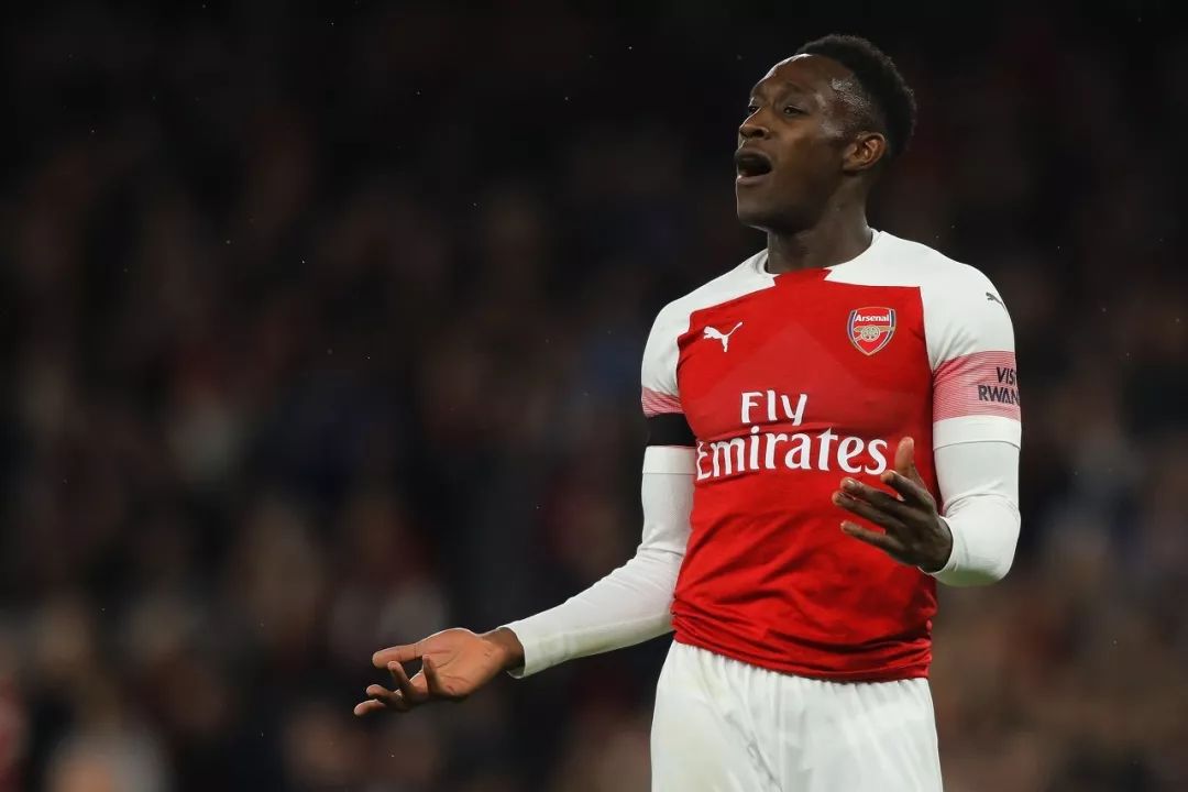 体育平台-包含清晨法兰克福迎来里程碑奥兰多魔术今晨迎来里程碑，现场解说直呼：国际比赛日阿森纳迎来里程碑的词条